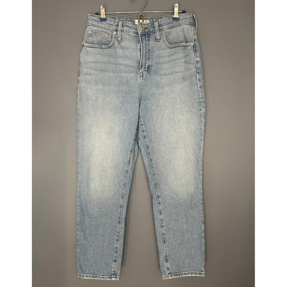 Madewell Straight Leg Jeans in Light Wash Blue